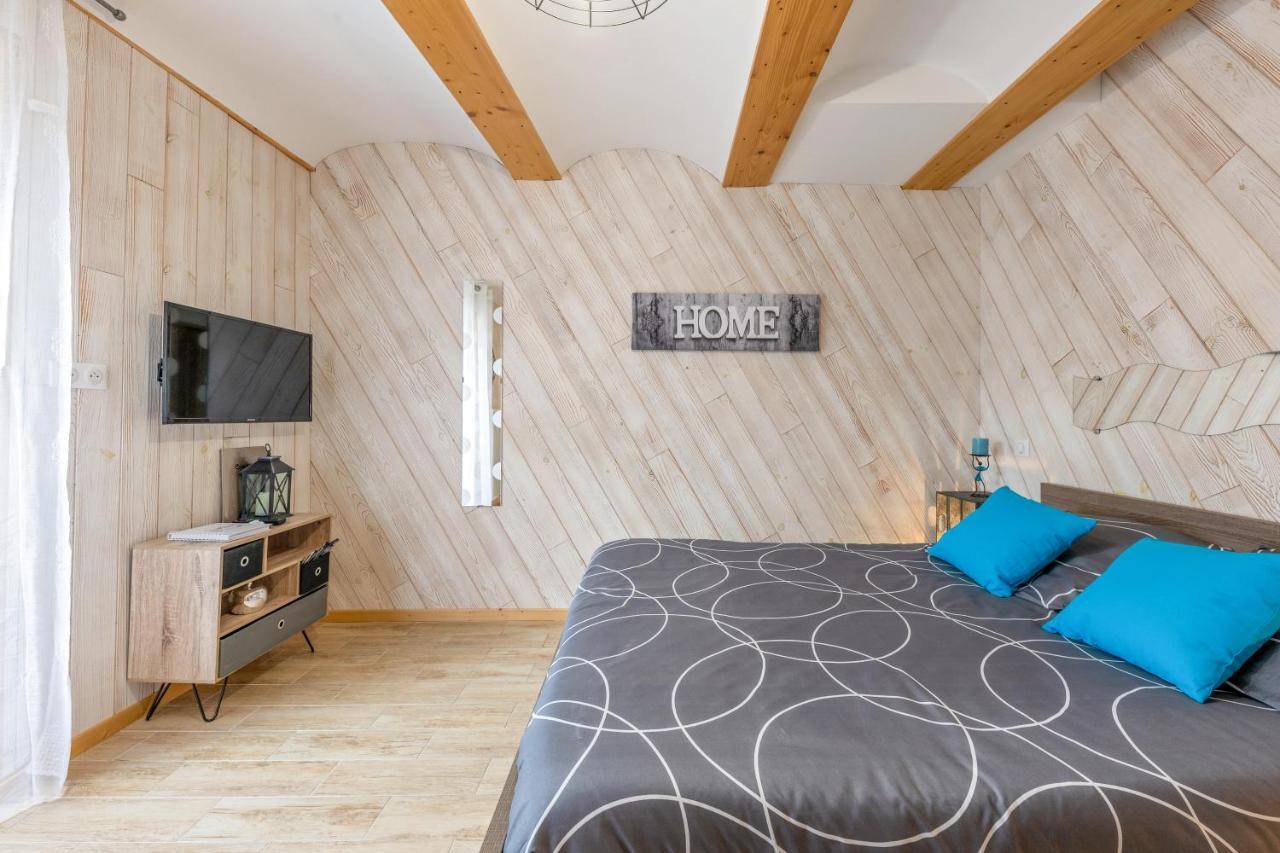 Les Nuits D'Anis - Appartements Hypercentre Le Puy-en-Velay Екстериор снимка